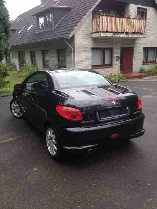 Peugeot 206cc Sport Scheckheftgepflegt 8x R.- 110 PS TüV 01/16