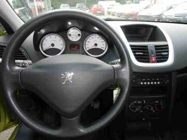 Peugeot 207 1.4 16V Urban Move - 3 trg. *Winterräder*LM