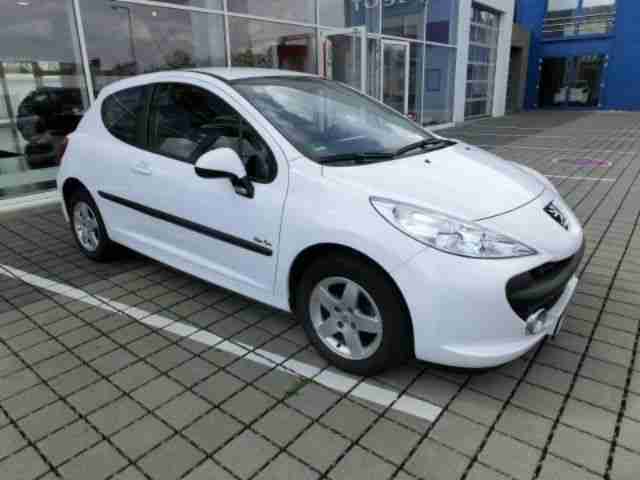 Peugeot 207 1:4Urban Move 75 3 Tuer