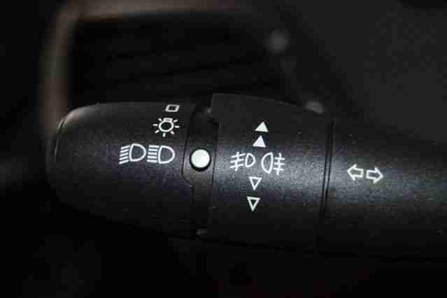 Peugeot 207 1.6 HDI Klima*CD-MP3*el-Fenster*Bordcompute