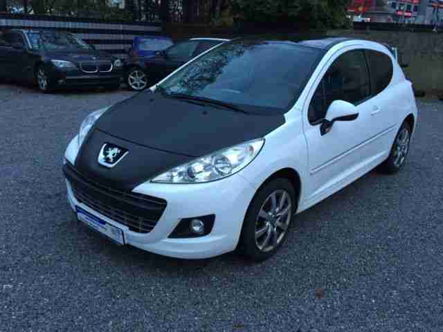 Peugeot 207 1.6 HDi FAP Platinum*S-Heft*PDC*Leder*Pano