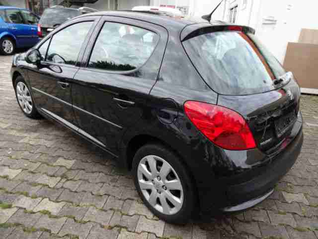 Peugeot 207 110 HDi FAP (Blue Lion) Tendance