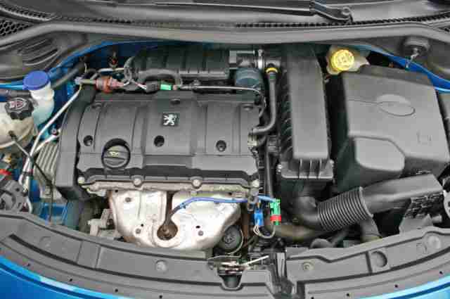 Peugeot 207 110 Premium !!! Inspektion NEU !!!