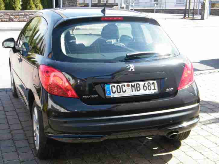 Peugeot 207 120 PS 16v vti Sport Bj2009 1.Hand Klimaautomatik Tempomat Alufegen