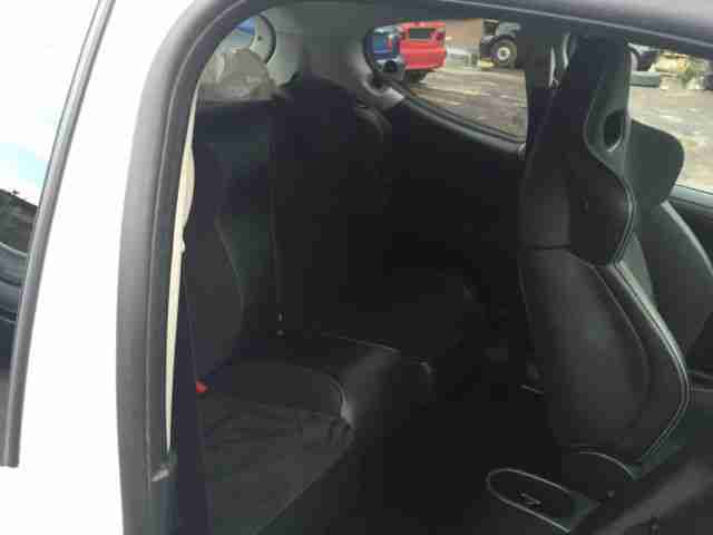 Peugeot 207 175 RC 1 HAND TUV NEU EURO 4