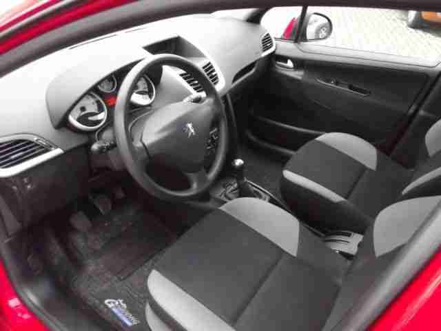 Peugeot 207 75 Filou