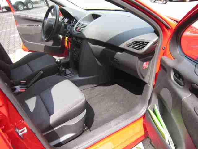 Peugeot 207 75 Filou 56000 km 2.Hand