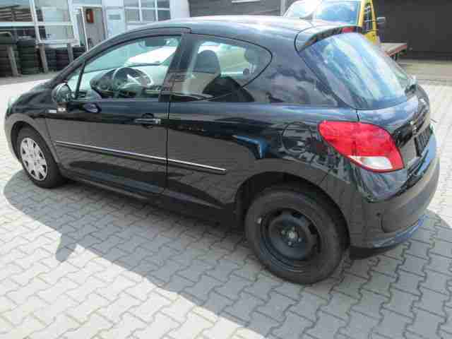 Peugeot 207 75 Millesim 200 erst 53.000 KM 1.Hand