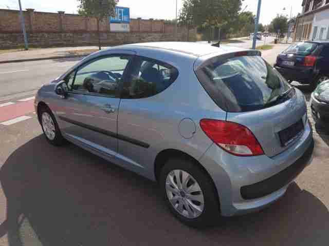 Peugeot 207 75 Tendance 2. Hand Klima BC SR/WR Tüv Neu