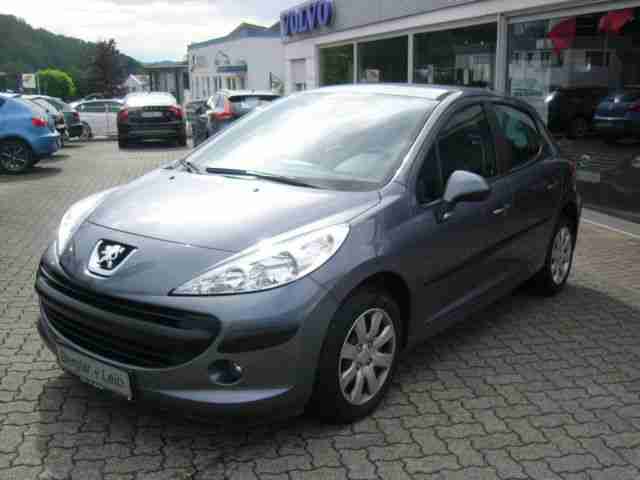 Peugeot 207 75