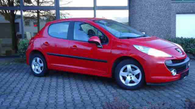 Peugeot 207 75