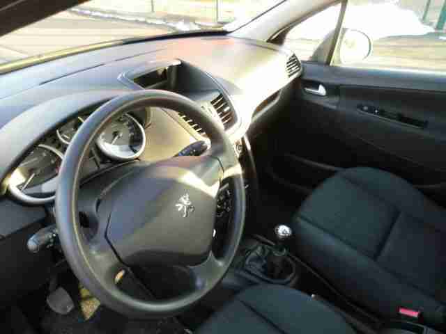 Peugeot 207 90