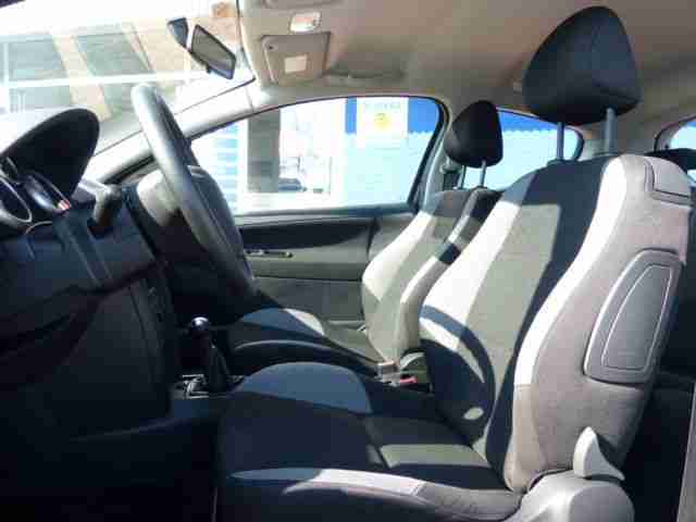 Peugeot 207 90 HDi FAP (Blue Lion) Urban Move TÜV neu