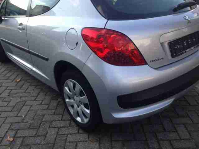 Peugeot 207 90