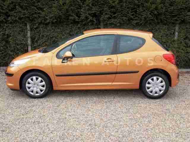 Peugeot 207 90 TENDANCE -GEPFLEGT- "AUCH MIT GARANTIE"