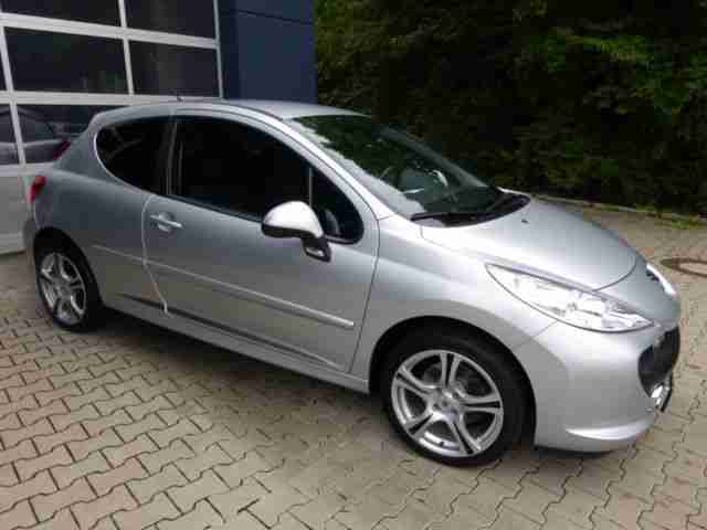 Peugeot 207 95 VTi Sport, Klimaanlage, Einparkhilfe,