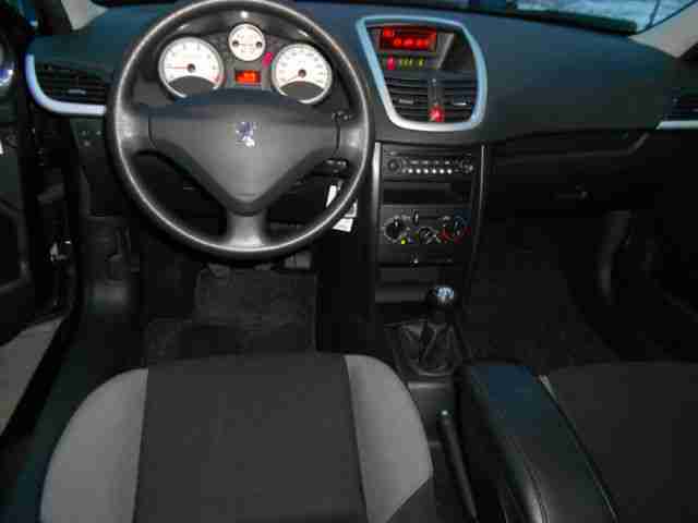 Peugeot 207 95 VTi Tendance/Klima/Standheizung/AHK