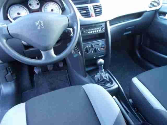 Peugeot 207 95 VTi Urban Move