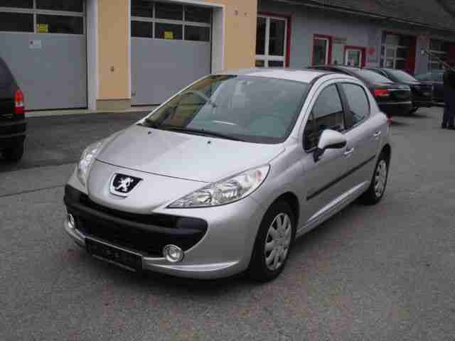 Peugeot 207 95 VTi Urban Move Klima Orig. 26000 Km