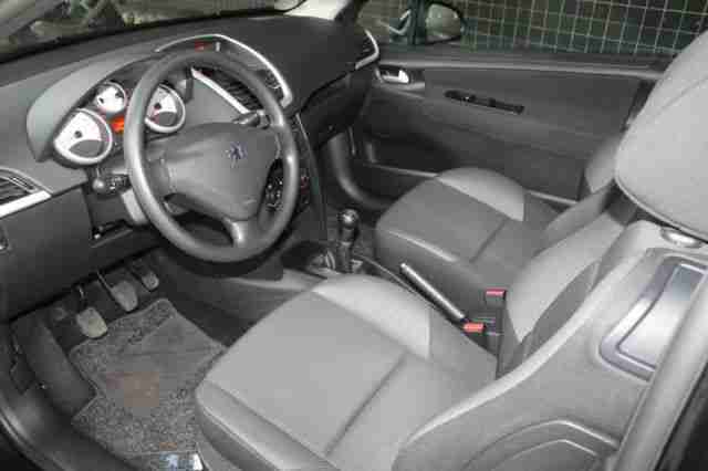 Peugeot 207 95 VTi Urban Move Panoramadach BC