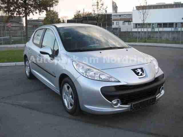 Peugeot 207 HDi 1.6 FAP Blue Lion "Urban Move" Klima
