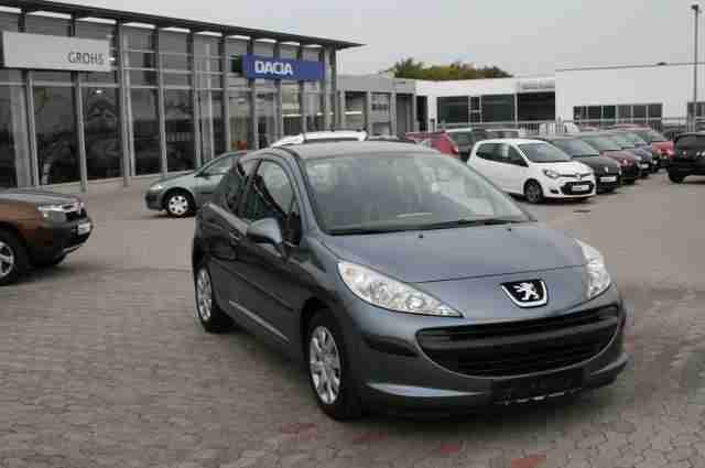 Peugeot 207 Tendance mit Klima + CD: nur 66tkm!!