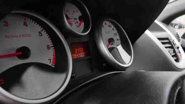 Peugeot 207 Urban Move Sport Klima MP3