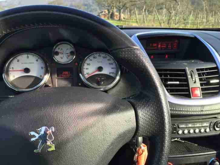 Peugeot 207CC 1.6 Diesel EZ 06/2009 75tkm Premium Ausstattung Roland Garros