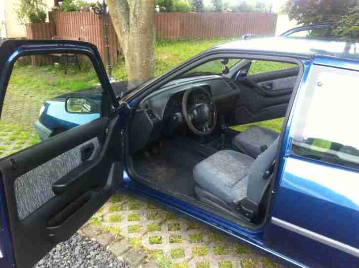 Peugeot 306 Ersatzteilträger mit einem Jahr Tüv /HU