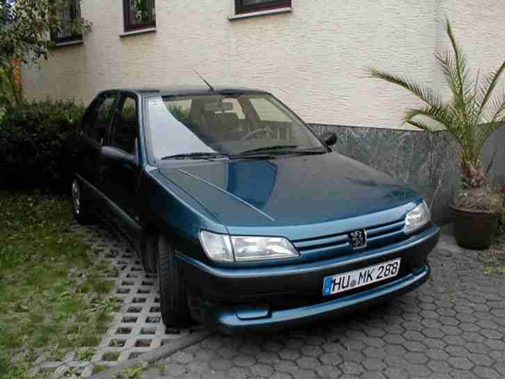 Peugeot 306 Open blau 1997 guter Zustand ohne