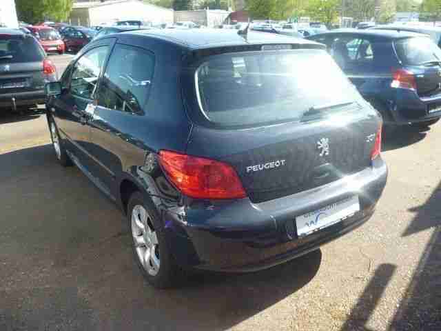 Peugeot 307 1.6 16V Tendance 110