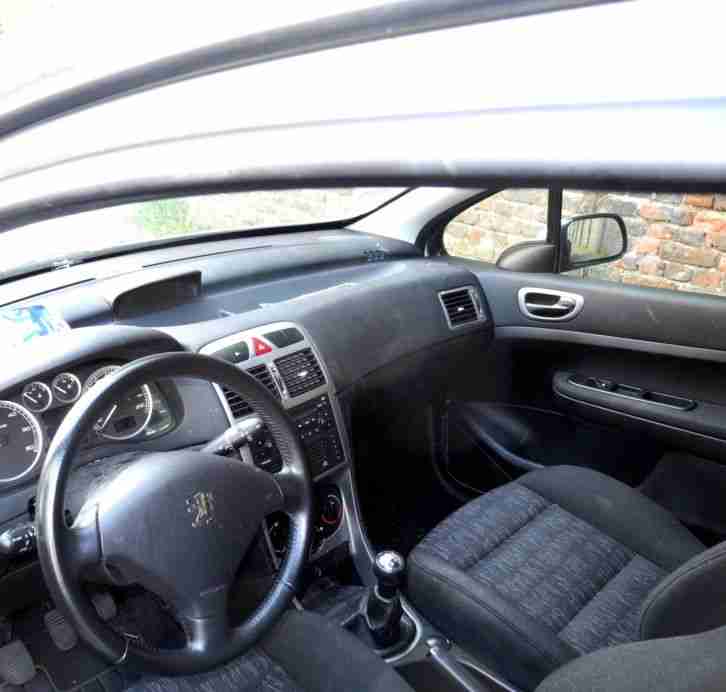 Peugeot 307 2.0 HDi 110 Diesel 2003 grüne Plakette