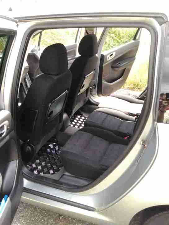 Peugeot 307 SW Panoramadach mit LPG
