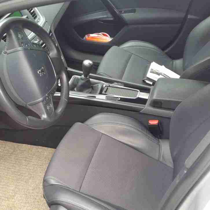 Peugeot 508SWHdi165 Allure.AHK, Panoramadach 163PS,Teilleder,gut gepflegt