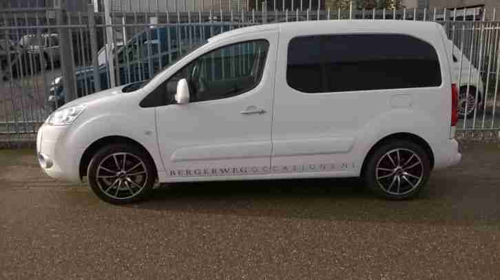 Peugeot Partner 120 1.6 HDI L1 XR -Airco -Diesel -Kastenwagen -Holzausstattung