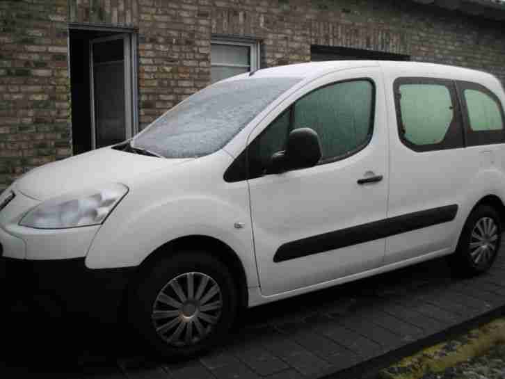 Peugeot Partner Tepee HDi 75 Esplanade 2011 weiß Diesel 91.500 TÜV neu