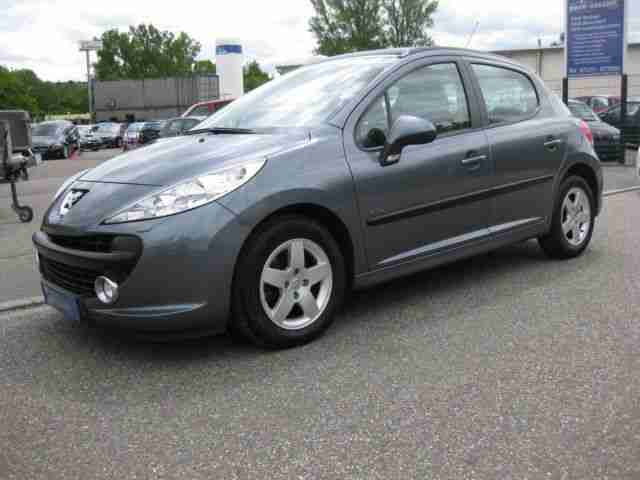 Peugeot Peugeot 207 Urban Move* I-Hand* Klima *SitzH.*