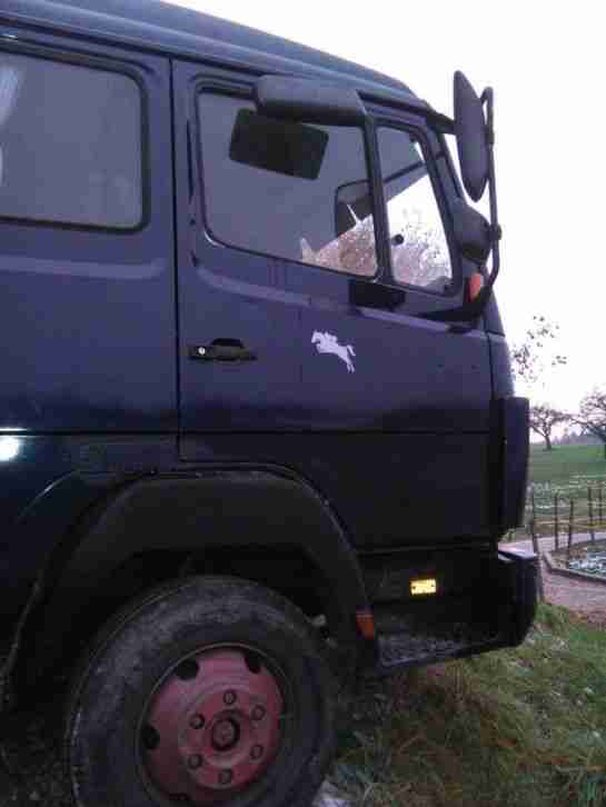 Pferdetransporter MB 814