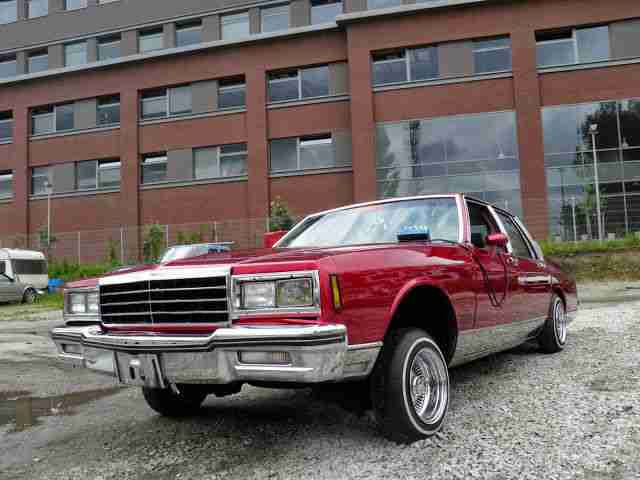 Pontiac Parisienne Brougham 5.0L V8 Lowrider