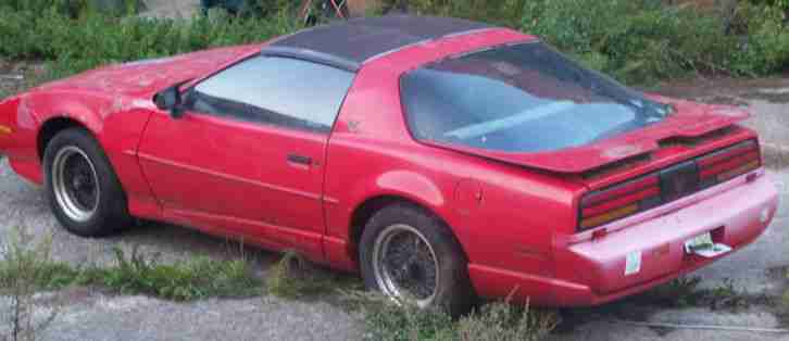 Pontiac Trans Am Targa mit 5 Liter 8 Z.TPI Motor