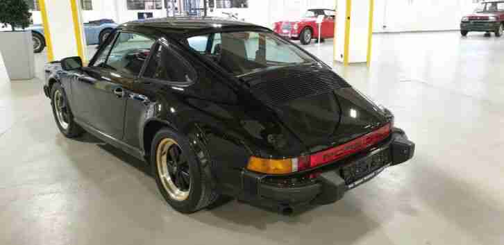 Porsche 911 3.2 Carrera Oldtimer
