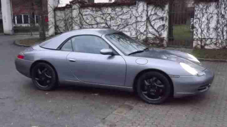 Porsche 911 996 Cabrio mit überholtem Motor 22.000 km