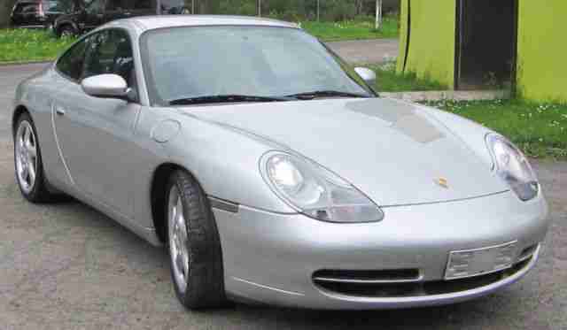 Porsche 911 Carrera
