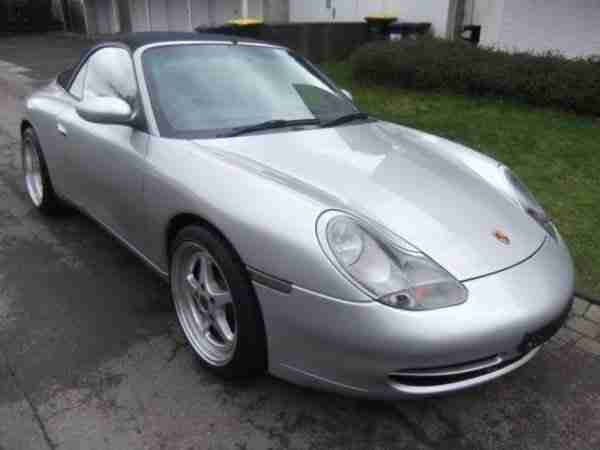 Porsche 911 Carrera Cabrio AT-Motor bei 145tkm/Xenon
