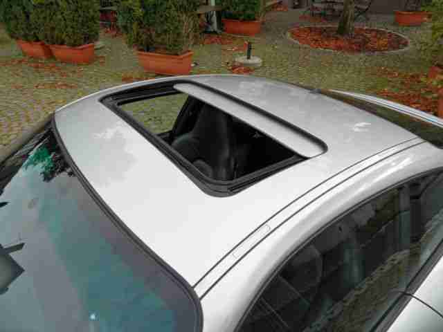 Porsche 911 Carrera aus 2 Hand + Scheckheft + Topzustan