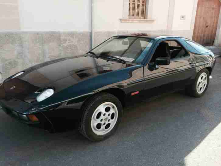 Porsche 928