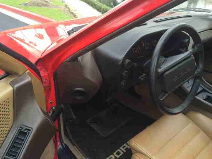 Porsche 928 S - Rot Leder/beige -Vollausstattung 2.Hd -Zahnriemen neu bei 120TKM
