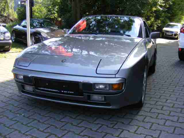 Porsche 944 II