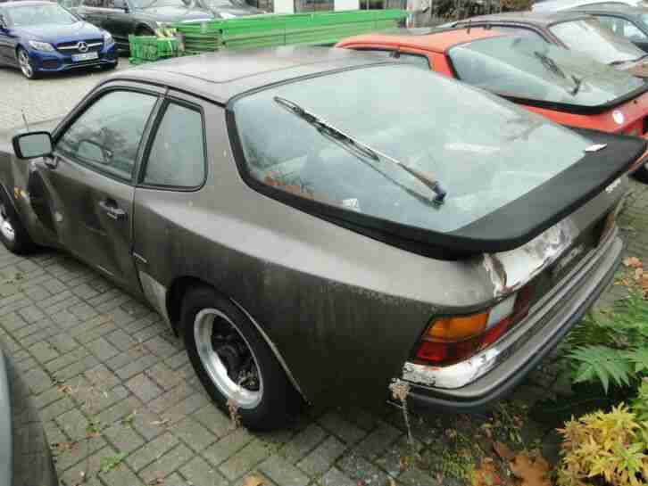 Porsche 944 Restaurationsobjekt 1983