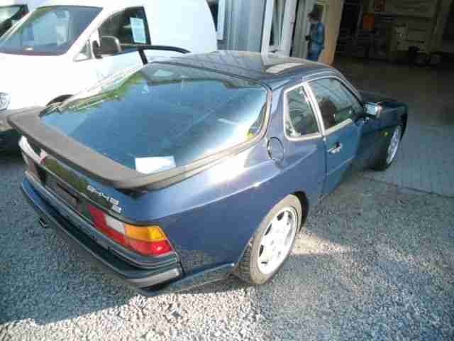Porsche 944 S